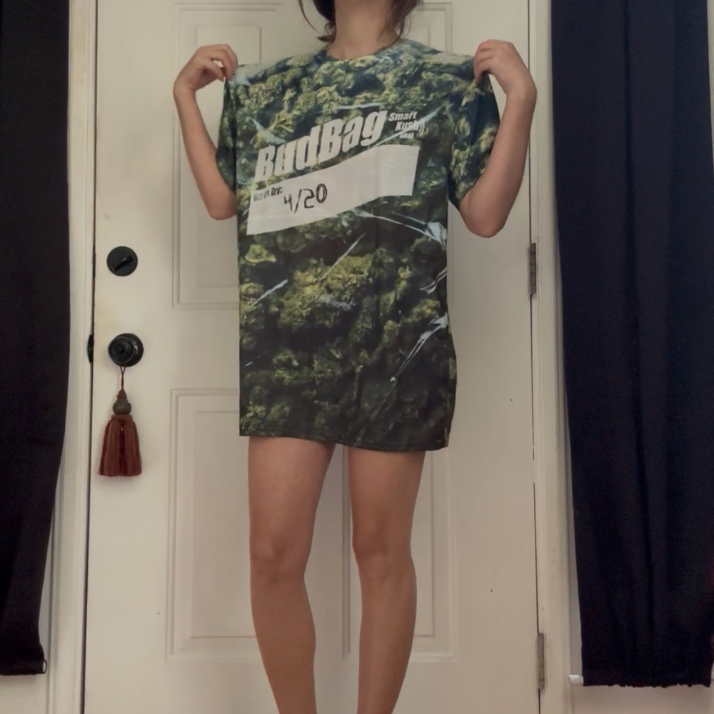 Halloween Costume Idea 🎃 Bud Bag Weed T shirt